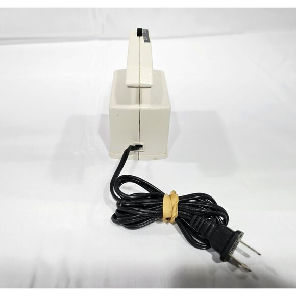 Realistic Magnetic Bulk Tape Eraser 44-232 Radio Shack with Box, Instructions - Picture 4 of 11